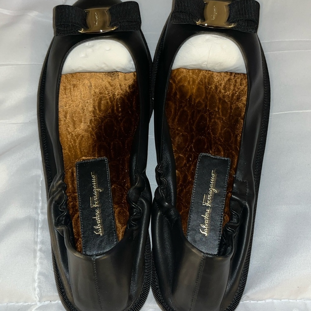 🔥Ferragamo Flats🔥